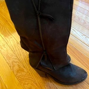 Zodiac Women’s “Paris” Brown Leather Boots. 8M